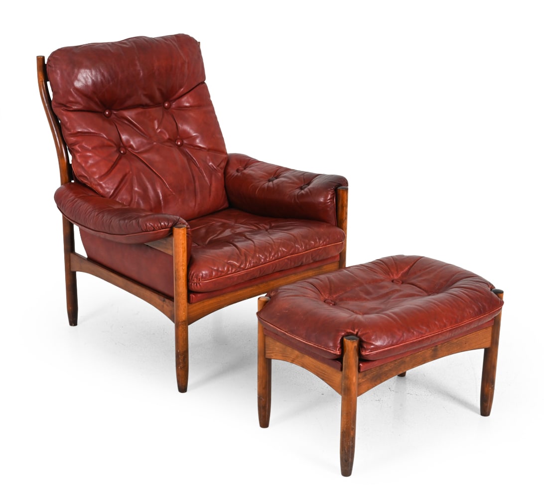 GUNNAR KENTEMO FOR GOTE LEATHER CHAIR & OTTOMAN: Includes leather and beech easychair in "Hoffman" model with matching ottoman. Designed by Gunnar Kentemo for Gote Mobler. Scandinavian. Circa 1970s. Dimensions: (Chair) H 37.5" x W 32.5" x D 28" x