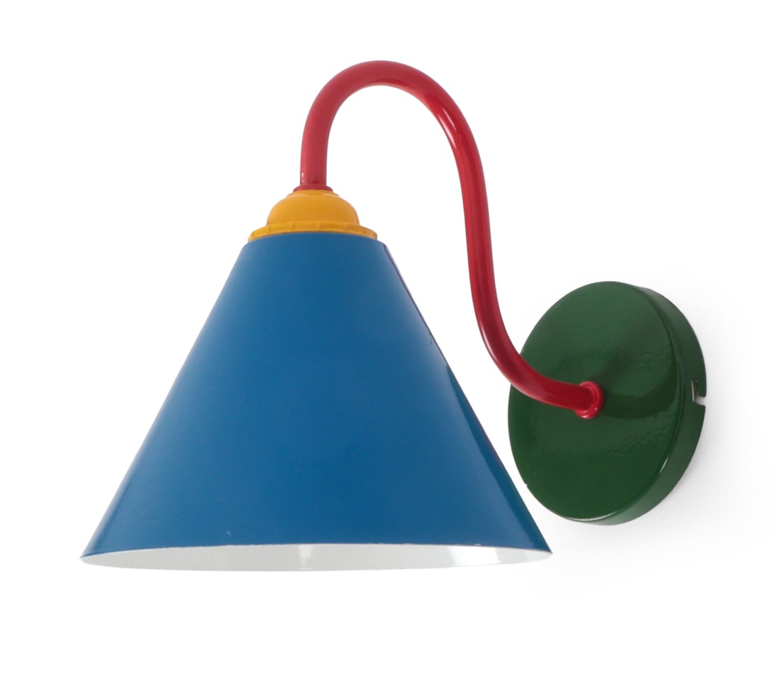 SCE FOR HABITAT MEMPHIS STYLE WALL SCONCE: Manufactured by SCE (Societe Centrale d'Eclairage) and retailed by Terence Conran?s Habitat. Marked inside shade. France, 20th century. Dimensions: H 7.5" x W 6.75 " x D 9.5" Condition: Few small loss