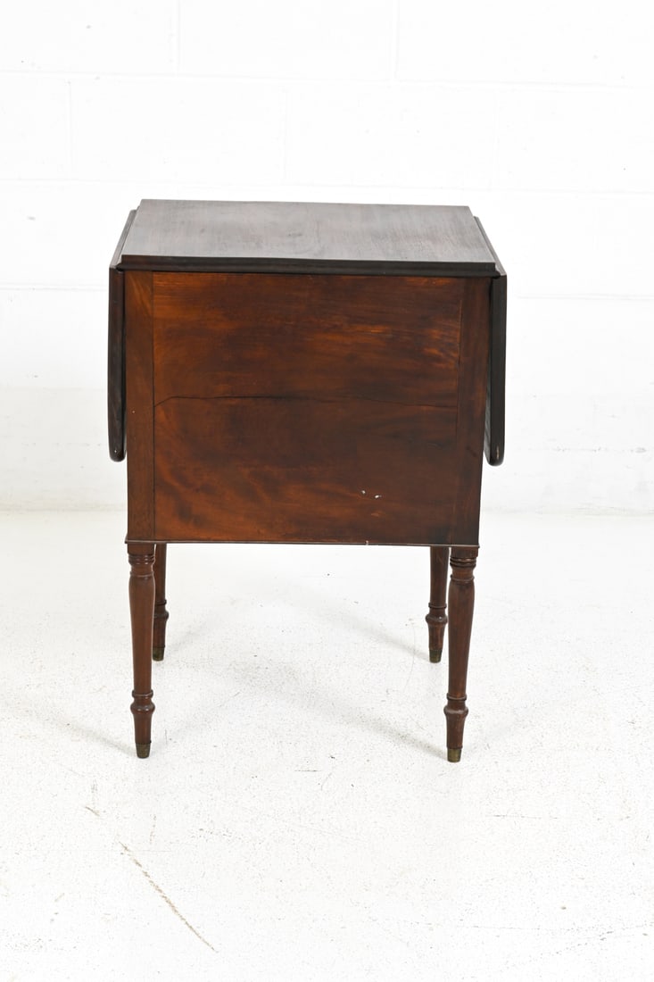 19TH C. REGENCY STYLE MAHOGANY SIDE TABLE - 13