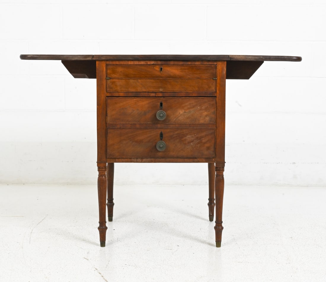 19TH C. REGENCY STYLE MAHOGANY SIDE TABLE - 5