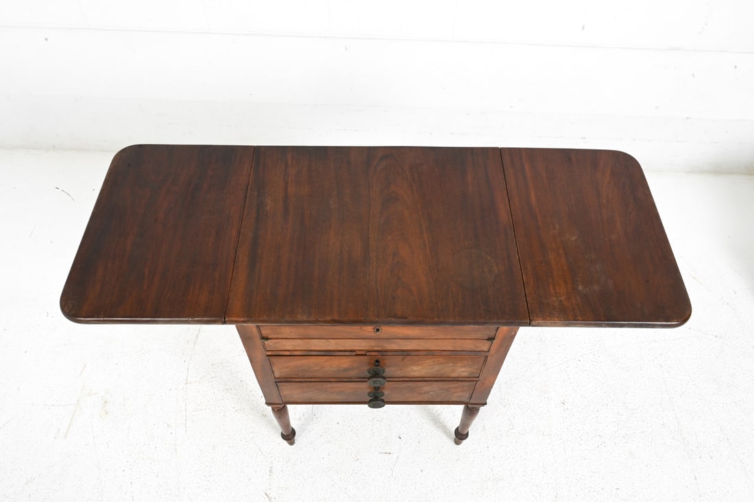 19TH C. REGENCY STYLE MAHOGANY SIDE TABLE - 6
