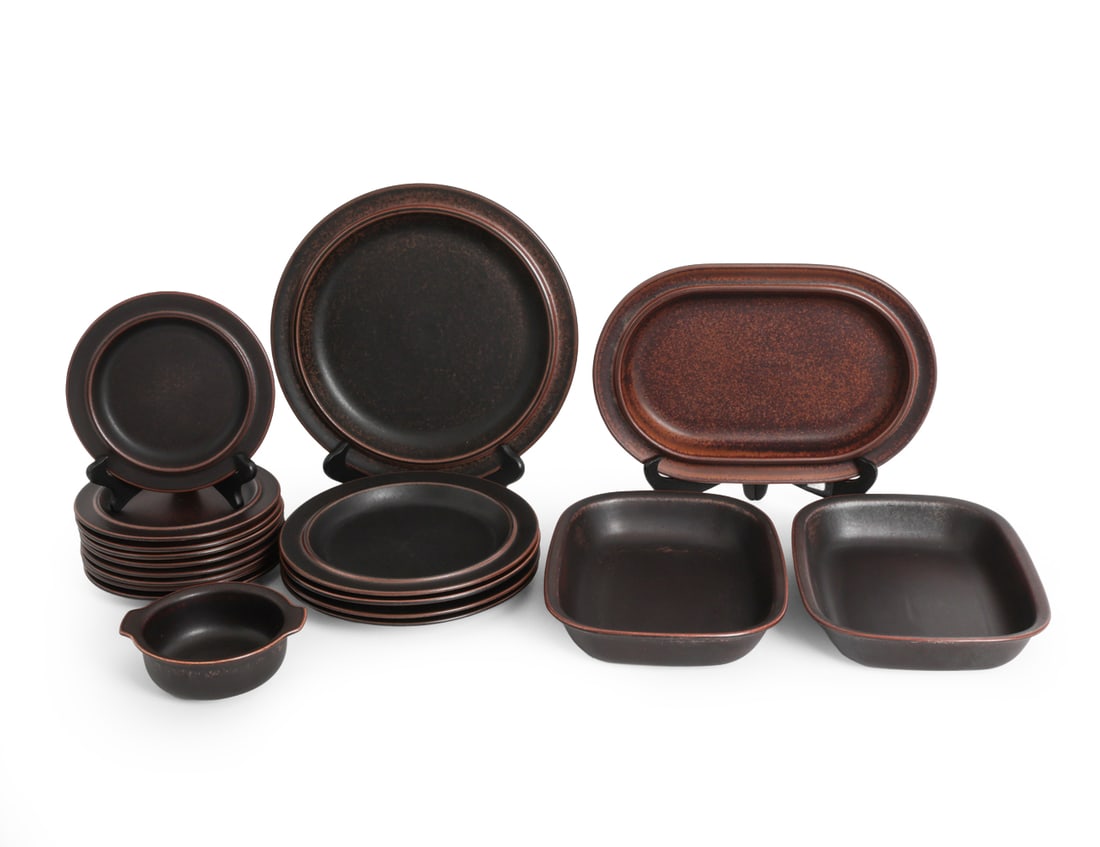ULLA PROCOPE FOR ARABIA "RUSKA" GROUPING 1973 (1 of 13)