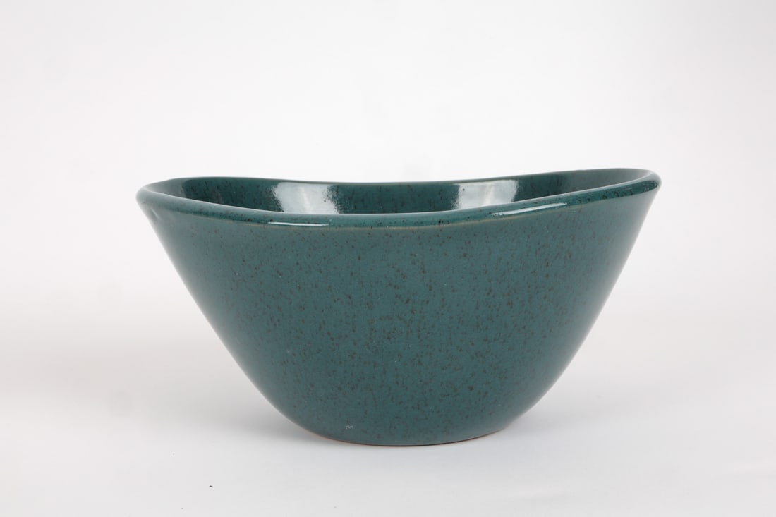 GLIDDEN POTTERY GROUPING - 10
