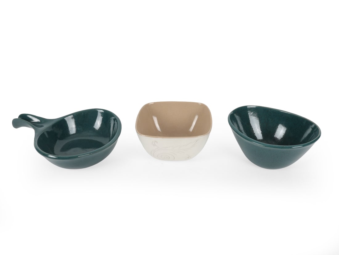 GLIDDEN POTTERY GROUPING - 2