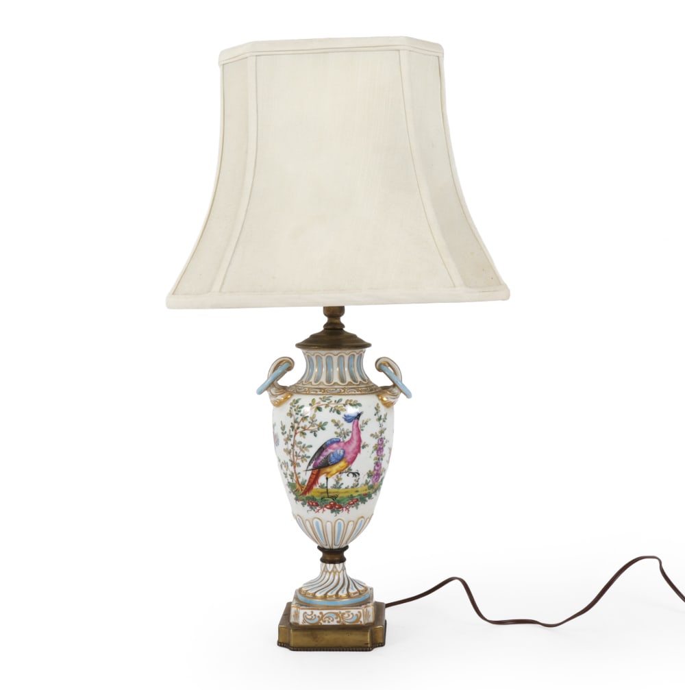 ANTIQUE PORCELAIN URN LAMP MANNER OF SAMSON (1 of 13)