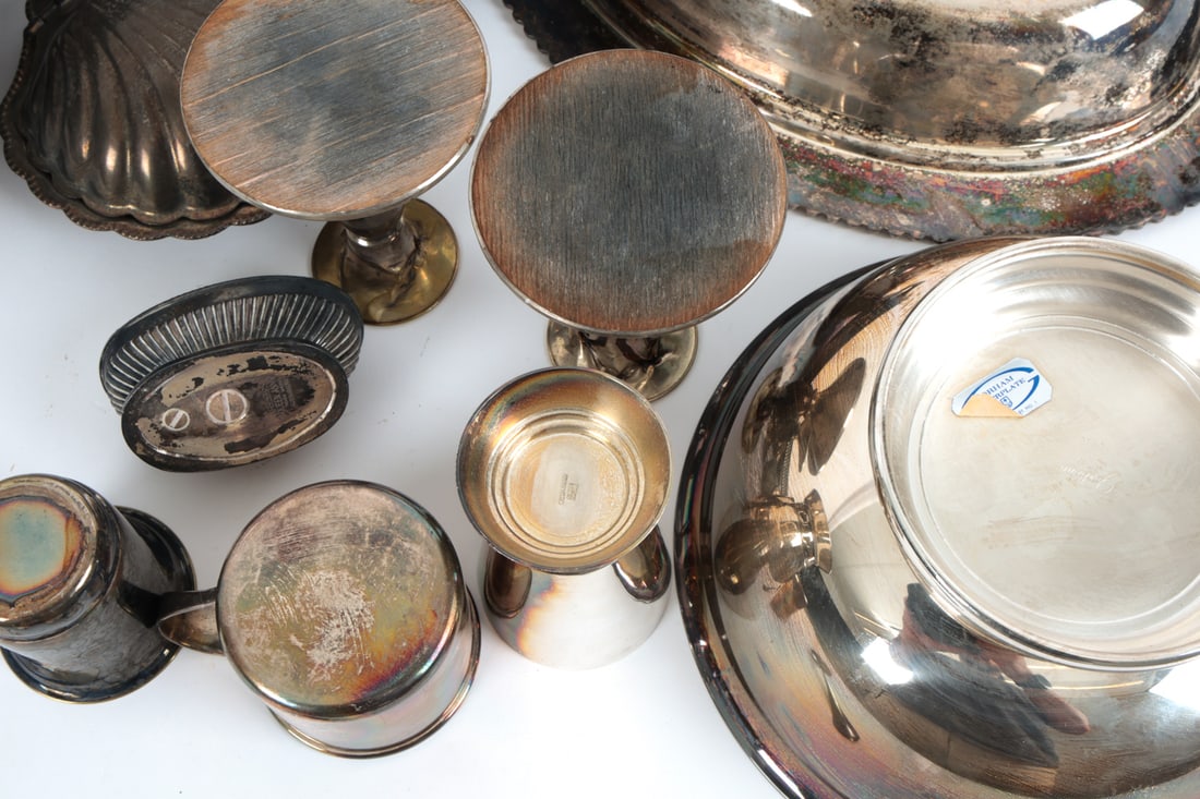 SILVERPLATE GROUPING - 16