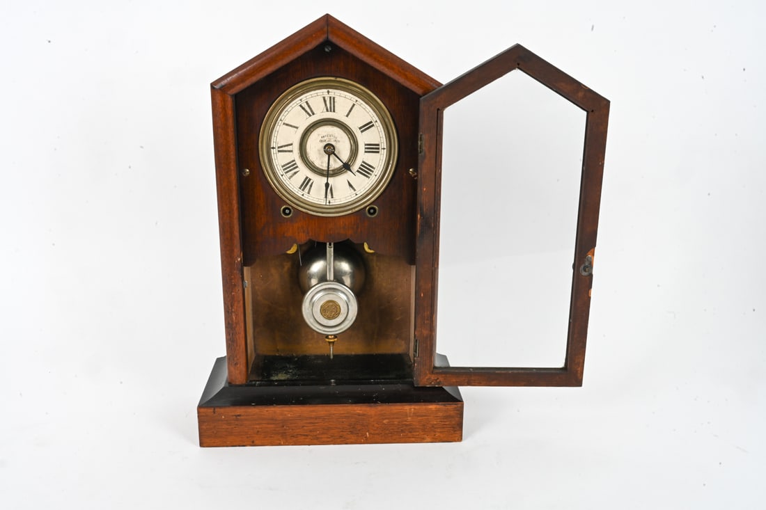 SETH THOMAS GOTHIC MAHOGANY SHELF CLOCK - 10