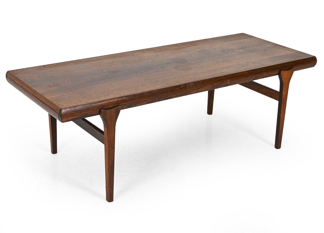 JOHANNES ANDERSEN DANISH ROSEWOOD COFFEE TABLE (1 of 19)