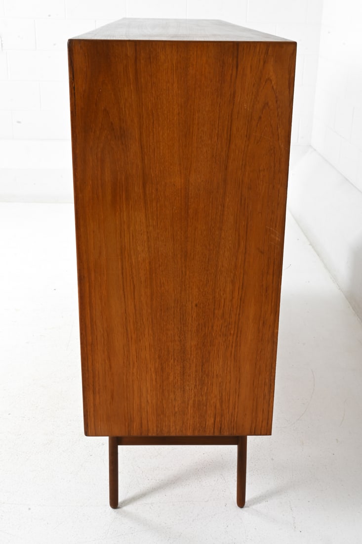 HARRY OSTERGAARD DANISH TEAK SIDEBOARD - 10