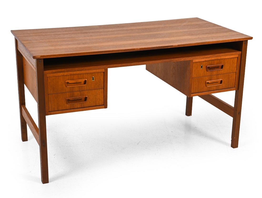 EJSING MOBELFABRIK DANISH TEAK WRITING DESK 1960S (1 of 16)