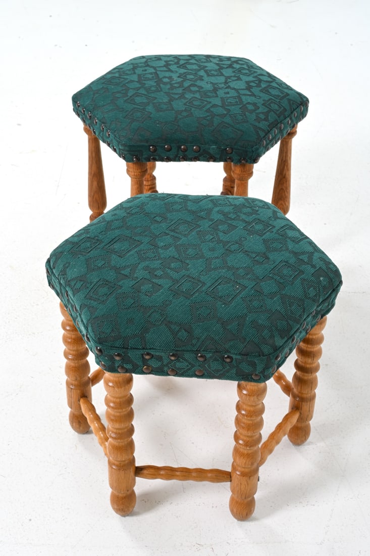 SCANDINAVIAN TURNED OAK STOOLS - 12