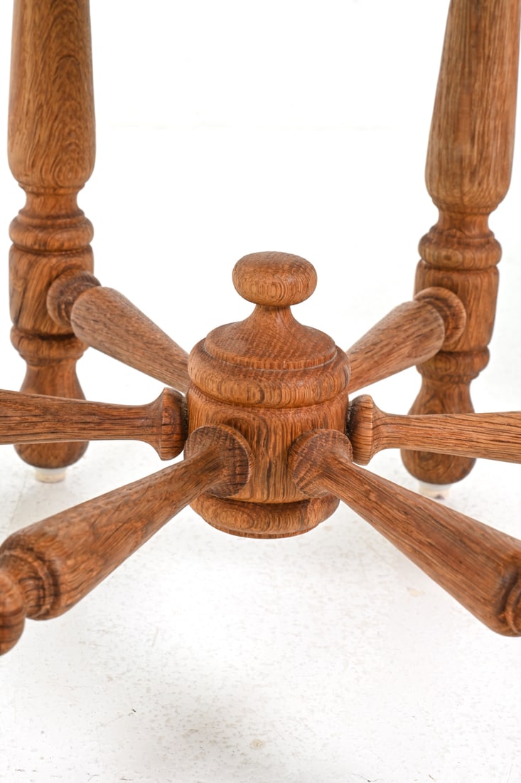 SCANDINAVIAN TURNED OAK STOOLS - 7