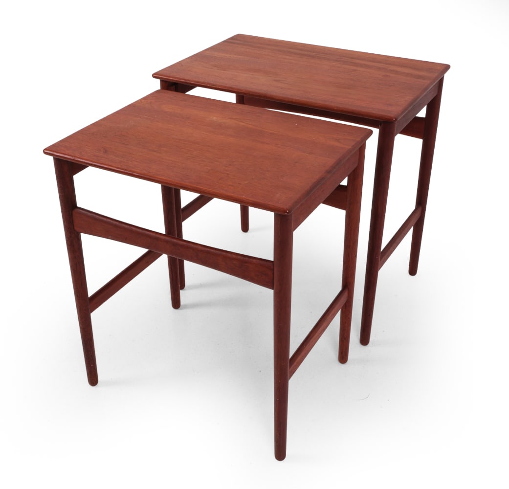 HANS J WAGNER AT-40 DANISH TEAK NESTING TABLES (1 of 15)