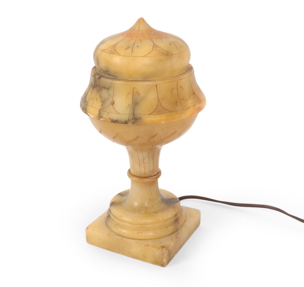NEOCLASSICAL STYLE ALABASTER TABLE LAMP - 3