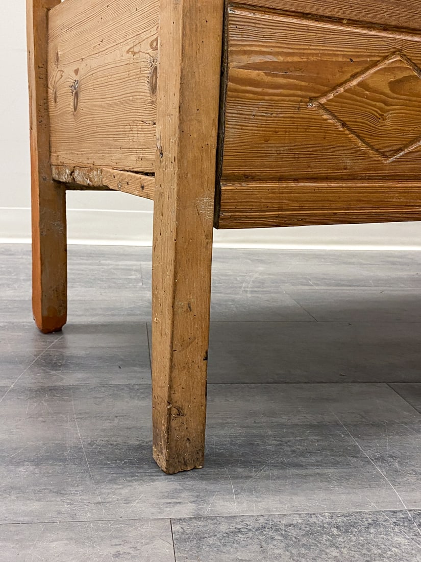 ANTIQUE SWEDISH PINE BENCH - 3
