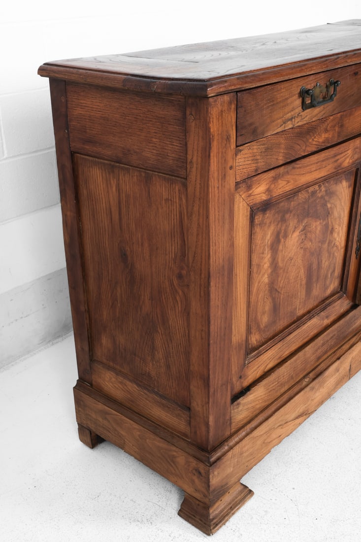 FRENCH LOUIS PHILIPPE STYLE WALNUT SIDEBOARD - 7