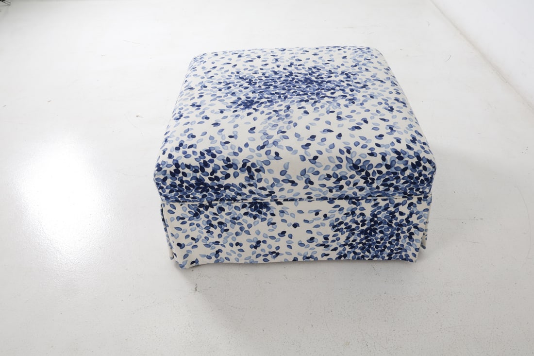 PETAL CUBE OTTOMAN - 7