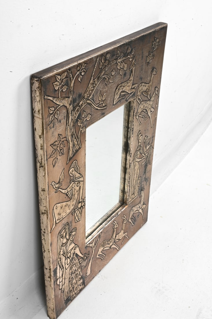 DECORATIVE FIGURATIVE FRAMED WALL MIRROR - 12