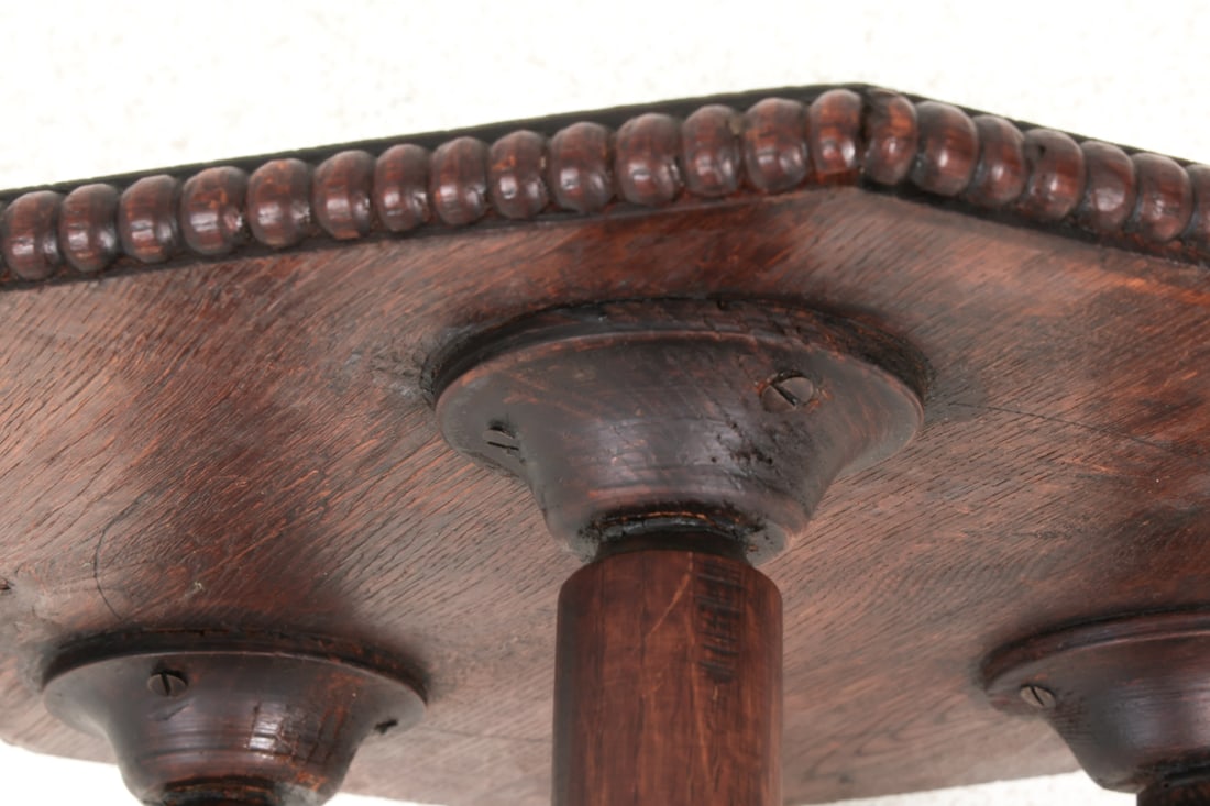 DUTCH BOBBIN TURNED OAK SIDE TABLE - 17