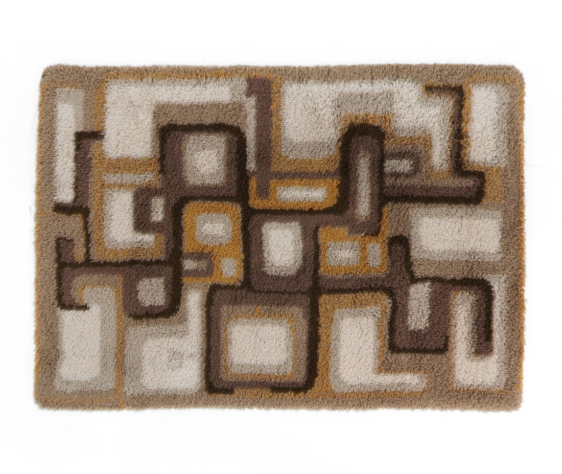 SWEDISH RYA RUG C. 1970S: Dimensions: H 58" x W 41.25" Condition: Wear consistent with age and use. Minor sun fading, very light soiling.