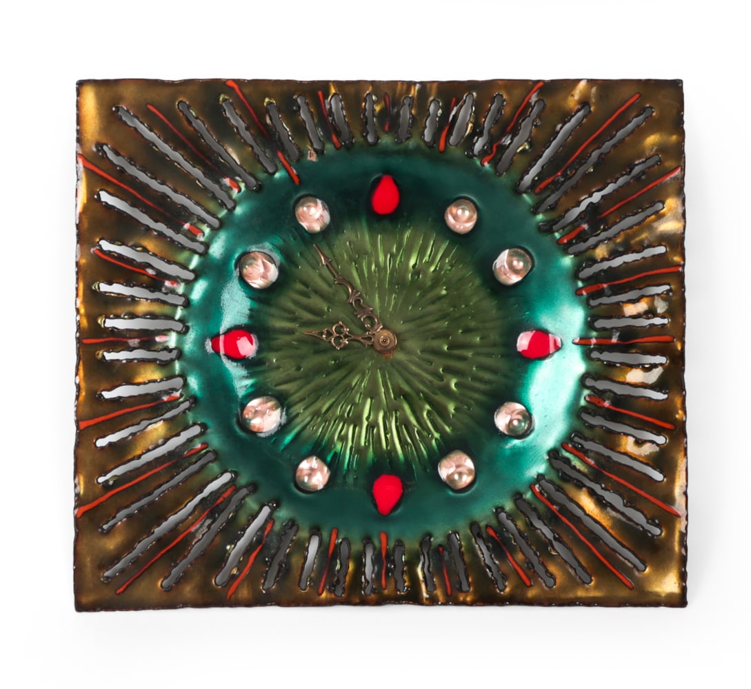 LAURANA RAME D'ARTE ITALIAN ENAMEL COPPER CLOCK: Enameled brutalist copper clock by Franco Bastianelli for Studio Cellini, Laurana Rame D'Arte in Pesaro, Italy. Marked to back. Circa 1960s. Dimensions: H 11.75" x W 13.5 ? x D 1.75? Condition: Untest