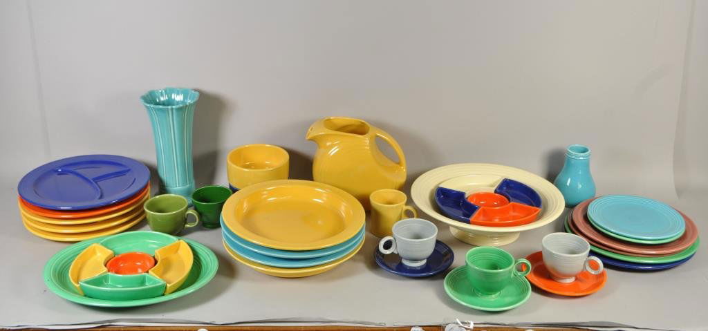 GROUPING OF FIESTAWARE: GROUPING OF FIESTAWARE