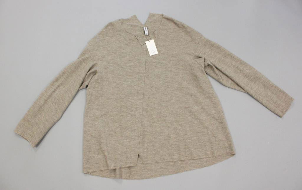 RUNDHOLZ BEIGE WOOL PULL OVER TOP: 100% Wool Original label, and tags. Condition: Good, used. A few, small holes. Size: M From a Port Chester, NY Estate