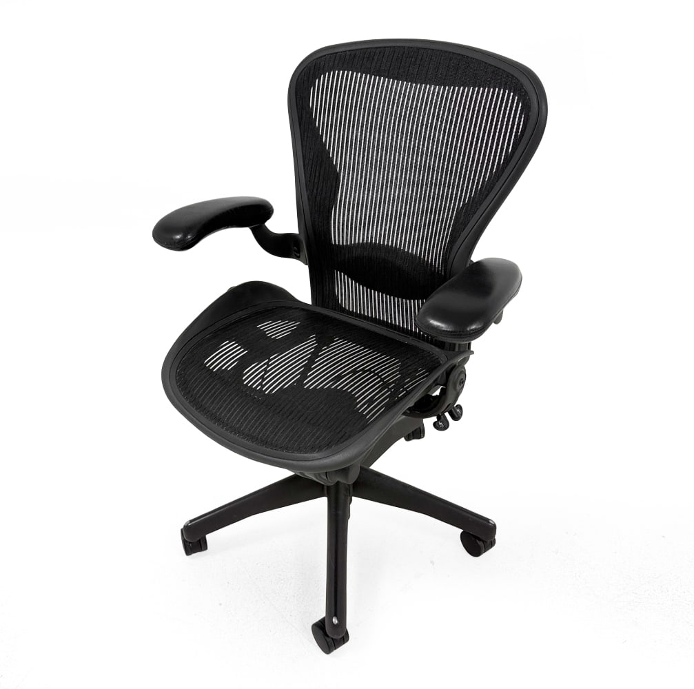 HERMAN MILLER "AERON" SIZE B OFFICE CHAIR (1 of 15)