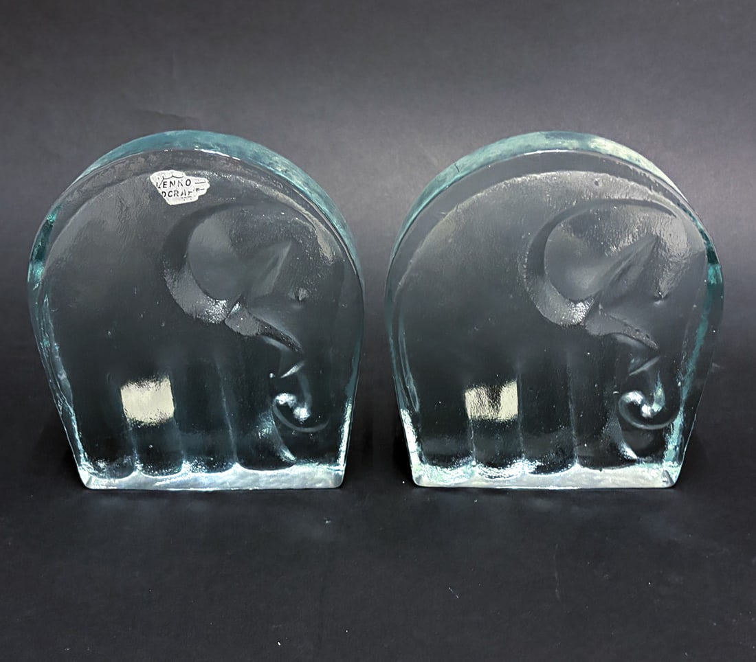 PAIR BLENKO ELEPHANT GLASS BOOKENDS - 5