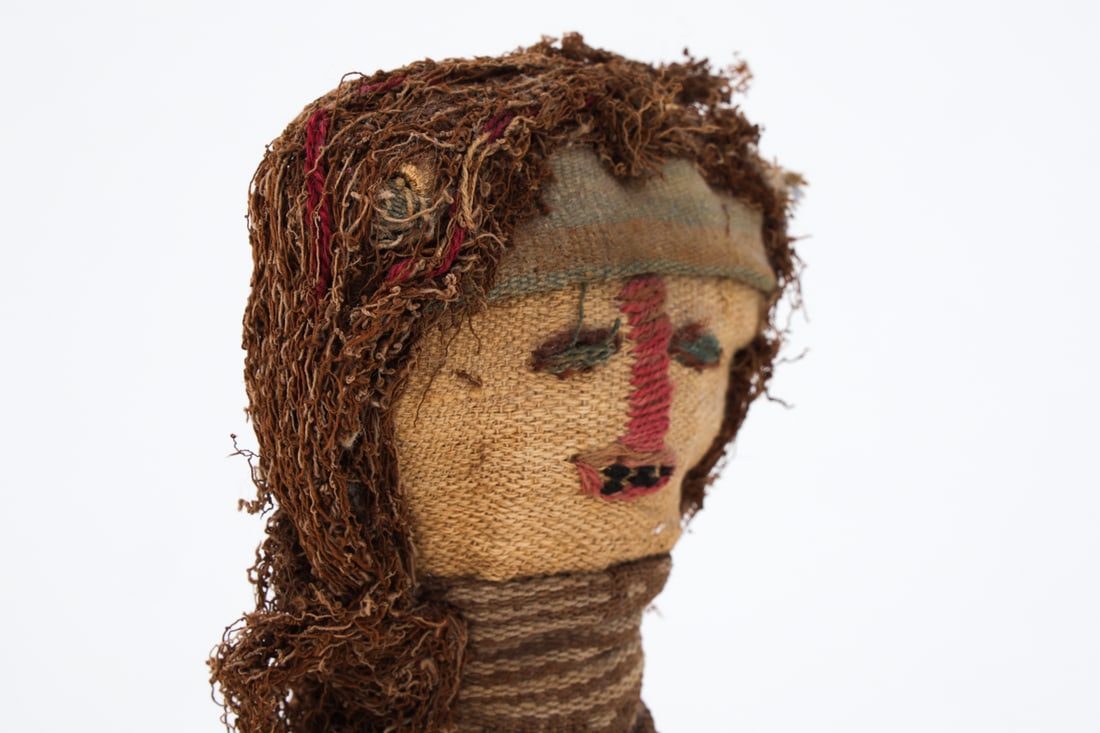 PERUVIAN CHANCAY STYLE FUNERARY DOLL - 9