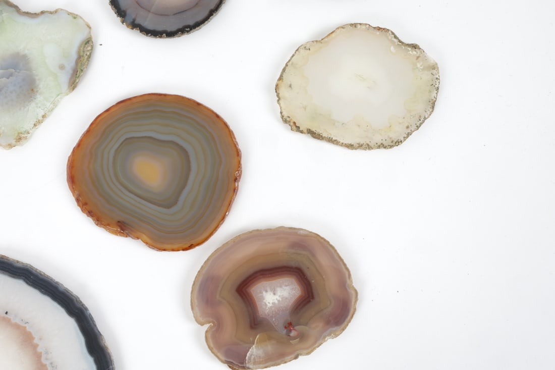 SLICES GEODES GROUPING INCL. AGATE - 4