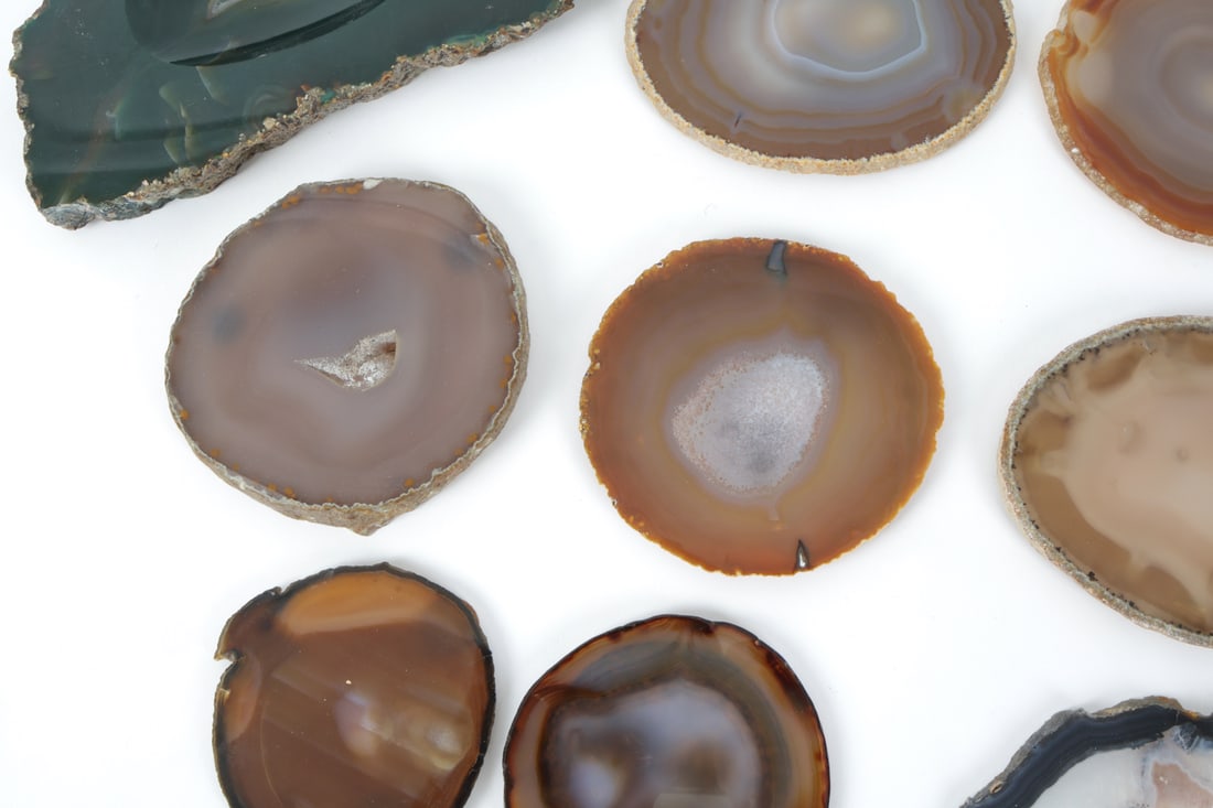 SLICES GEODES GROUPING INCL. AGATE - 7