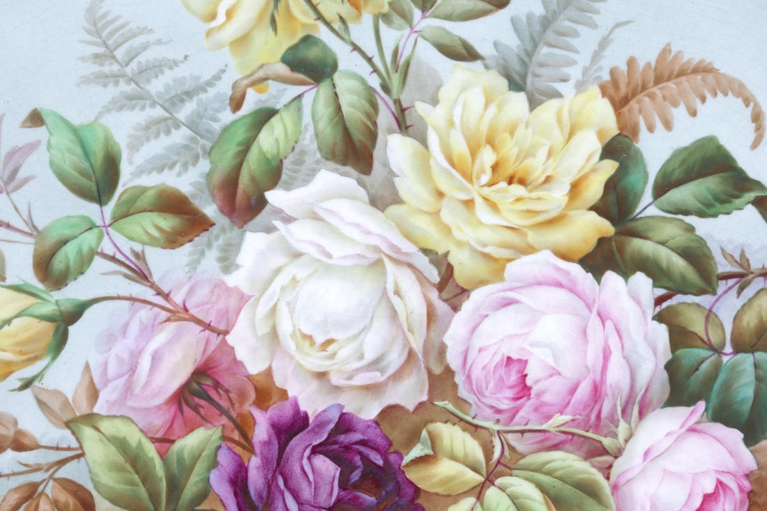 DECORATIVE PORCELAIN GROUPING - 6