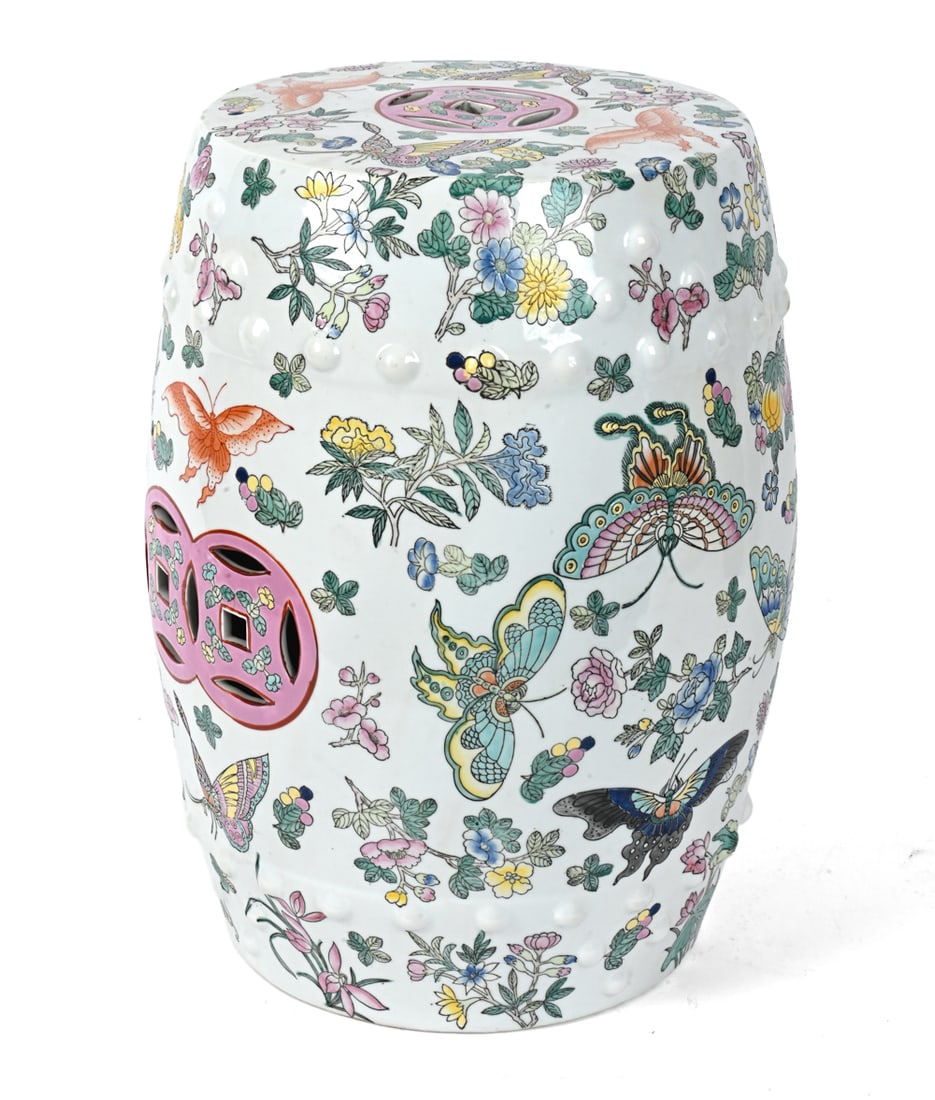 CHINESE FAMILLE ROSE PORCELAIN GARDEN STOOL (1 of 1)