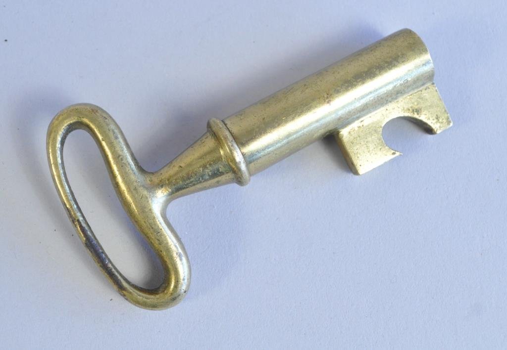 CARL AUBOCK CORK SCREW AUSTRIAN: C. 1955 Press stamped AUBOCK MADE IN AUSTRIA Dimension: 3.5" L