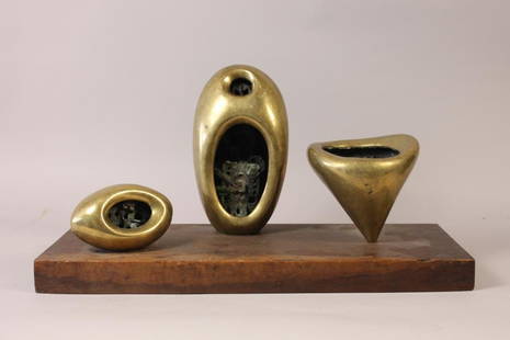 DOMENICO CALABRONE (BRAZILIAN 1928-2001): Marked to backside of bronze Dimensions: L 19 3/4" x W 8 1/2" x H 10 1/2" Condition: very good