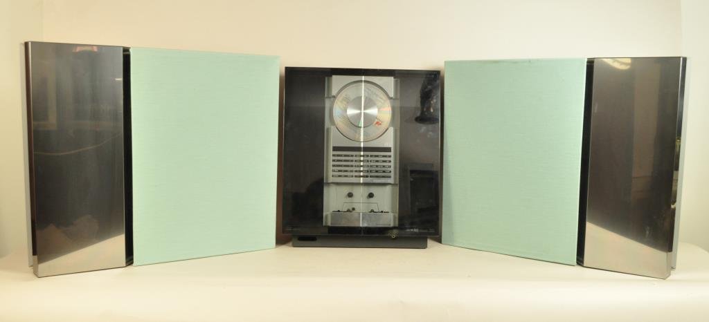 BANG & OLUFSEN BEOGRAM SYSTEM 2500: Receiver, 2 speakers, and cd rack Dimensions (receiver): L 13" x W 5" x H 13" Condition: very good