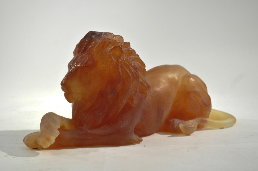 DAUM CRYSTAL "AMBER LION": Measurements: 8" X 18" X 5 W" Condition: very good in box Original box and certificate Daum France 537/1000
