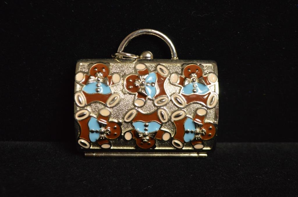 JUDITH LEIBER PURSE: Dimensions: H 2 1/2" x W 2 1/2" x D 3/4" Condition: very good