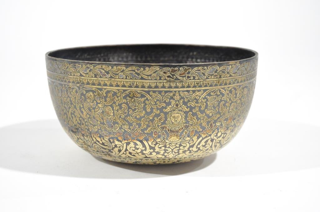 ANTIQUE SIAMESE GOLD & SILVER NIELLO BOWL: Dimension: H 4" x D 7.75"Weight: 14.64 oztCondition: Two dents to sides.Provenance: From the descendants of a late 19th C. Siam logging operation