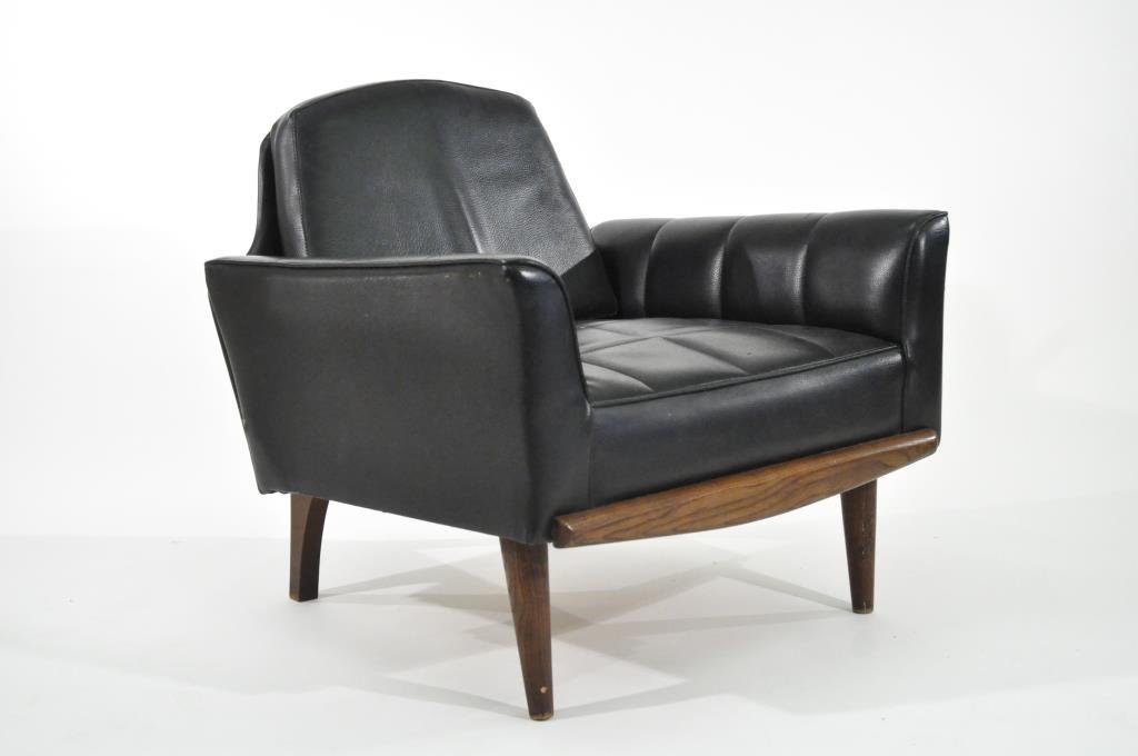 MID-CENTURY ADRIAN PEARSALL STYLE CHAIR: Dimensions: H 28" X W 29" X D 29"Condition: good, split to upholstry at seam in seat