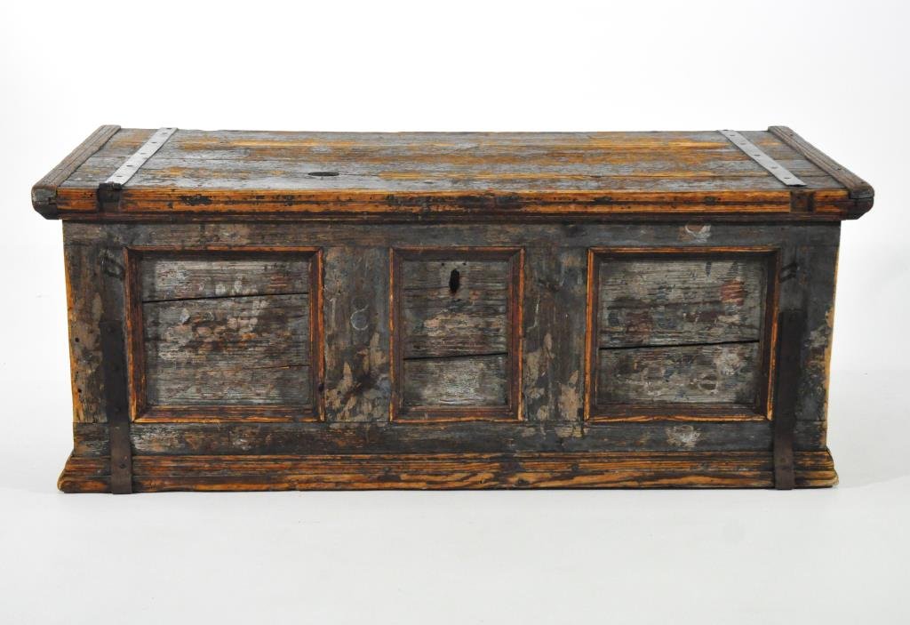 EARLY PAINTED BLANKET CHEST: With iron straps and hinges. Dimensions: H 19" X W 49.5" X D 24"Condition: Good, age appropriate wear.