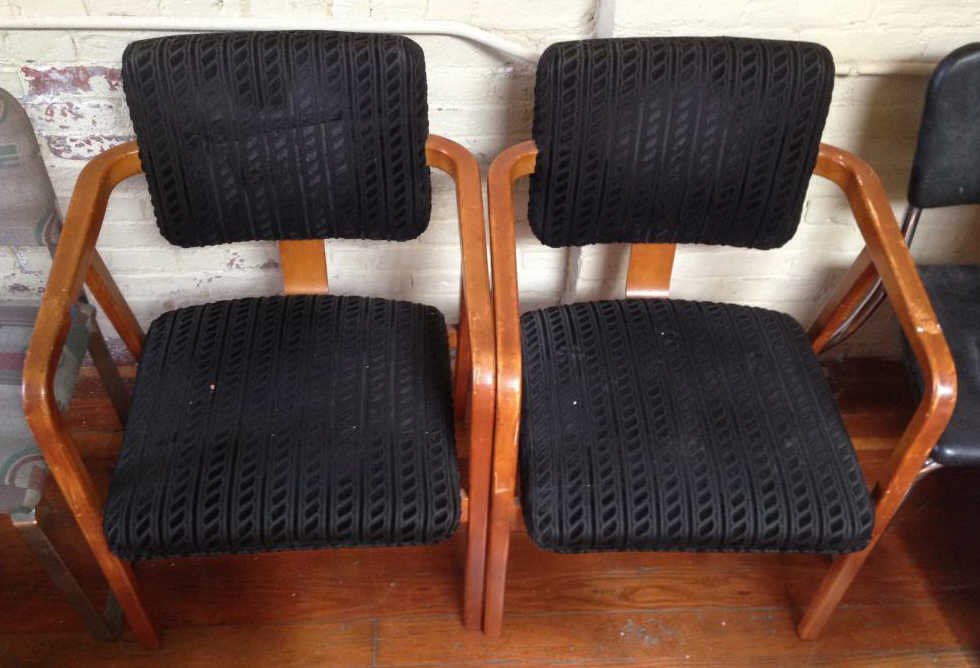PAIR OF GEORGE NELSON ARM CHAIRS: Dimensions: H 32" x W 22.5" x D 24"Condition: goodONSITE WAREHOUSE AUCTION, ITEMS MUST BE PICKED UP WITHIN 7 DAYS AFTER THE AUCTION, ALL ITEMS LEFT PAST THAT DAY WILL BE ABANDONED