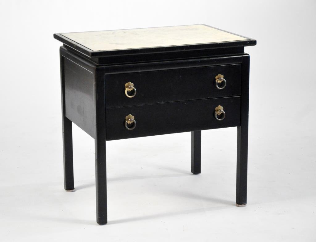 MID-CENTURY MIRRORED TOP NIGHT STAND TABLE: Dimensions: H 23.5" x W 23.25" x D 17.25"Condition: good, chip to corner of glass top