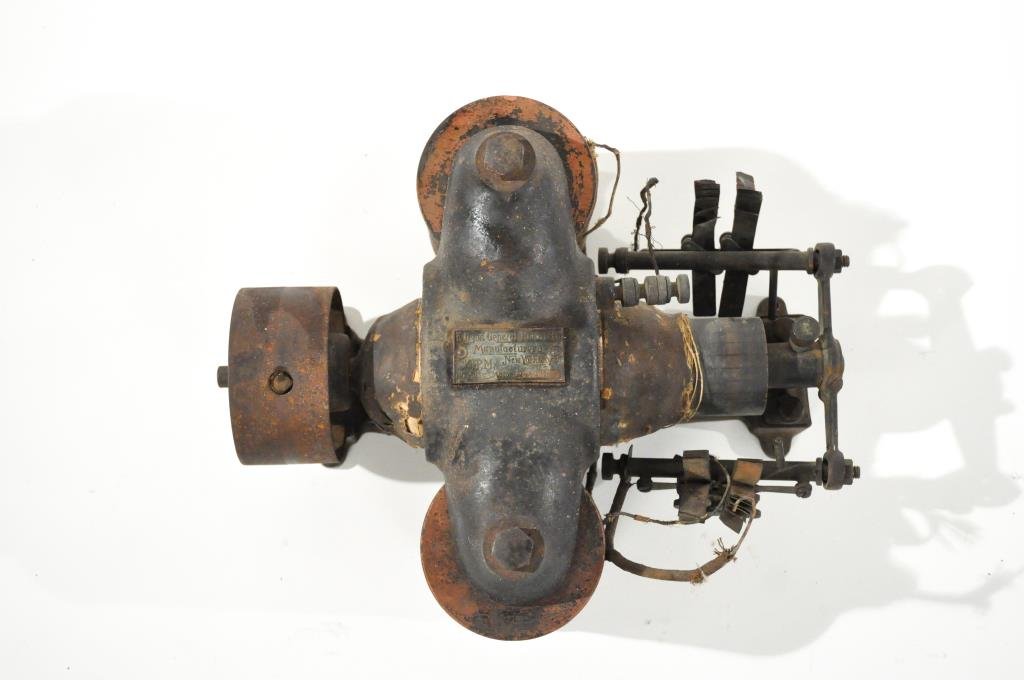 EDISON ELECTRIC MOTOR: Dimensions: H 8" x W 14" x D 12" Edison general electric manufactures New York City USA 110 volts motor number 2554 1/4 Rpm Condition: good untested