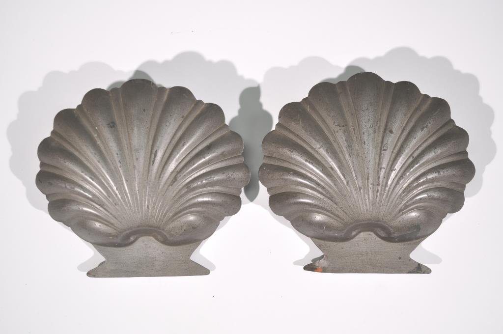 ART DECO COPPER SHELL SCONCES: Dimensions: H 9.5" x W 9.5" x D 3"Condition: Dent to bottom left.