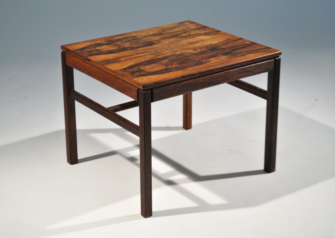 SVEN ENGSTROM & GUNNAR MYRSTRAND DANISH SIDE TABLE: Rosewood, Engstrï¿½m & Myrstrand, produced by Tingstrï¿½ms in Sweden, stamped to bottom Dimensions : H 15.75" x W 19.75" x D 17.75" Condition: some wear to color on top
