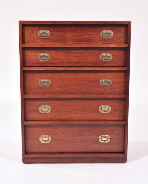 PETITE DANISH ROSEWOOD CHEST BY OLE WANSCHER: Small "Alabama" Brazilian rosewood chest of drawers. Front with five drawers with brass handles. Designer Ole Wanscher/ Henning Korch. Manufactured by Silkeborg Møbelfabrik.Dimensions: H 24" x W 18"