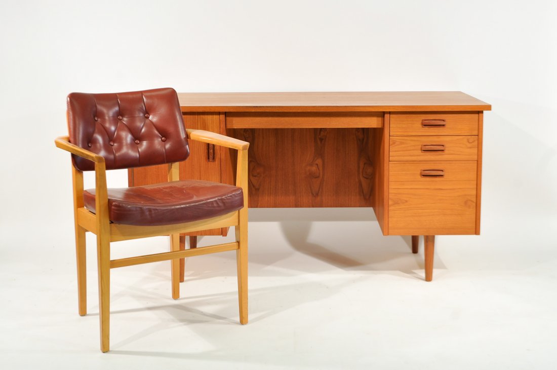 MID-CENTURY DANISH TEAK DESK & CHAIR (1 of 10)