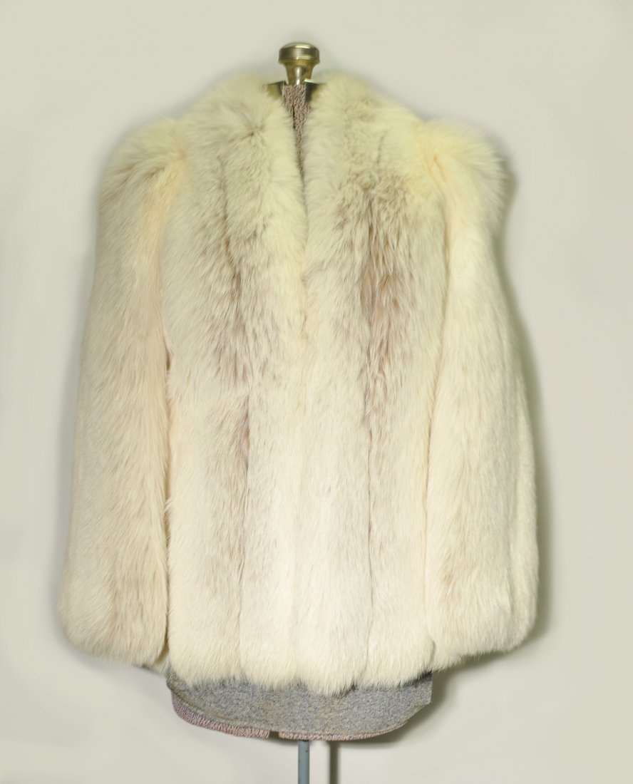 A GIVENCHY REVILLON FOX FUR COAT: Size: Waist: 20" x L 30" Sleeve: 24"Condition: Good